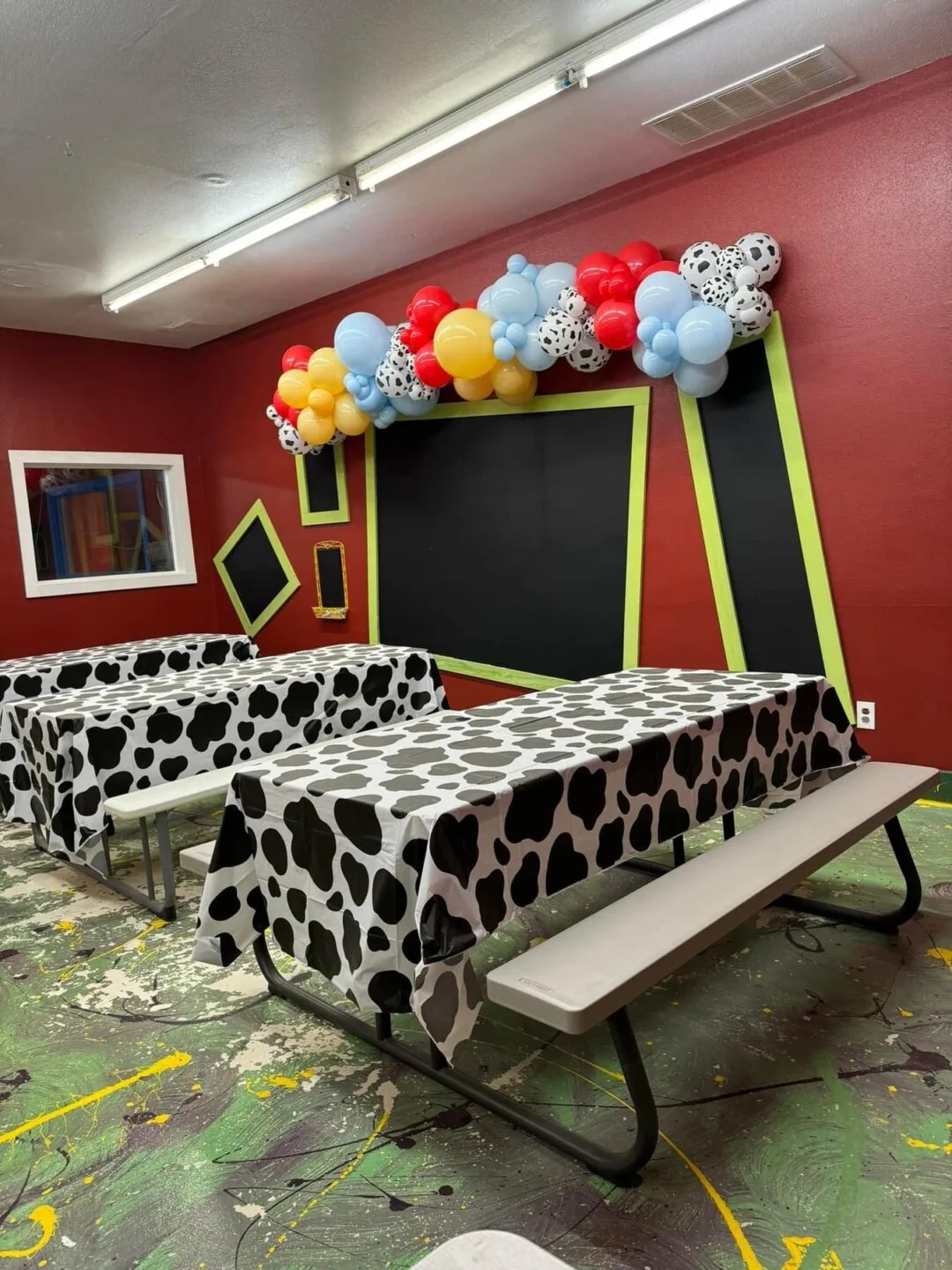 Birthday party room at Big Red's Barn
